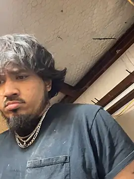 Snapshot of yomanfriend chatting on 12-21-24, 12:53 yomanfriend online show from 12-21-24, 12:53