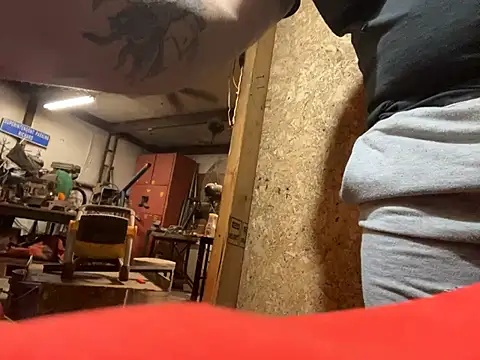 Snapshot of yomanfriend chatting on 12-21-24, 12:06 yomanfriend online show from 12-21-24, 12:06