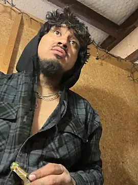 Snapshot of yomanfriend chatting on 12-21-24, 11:34 yomanfriend online show from 12-21-24, 11:34