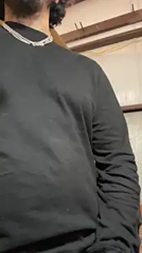 Snapshot of yomanfriend chatting on 12-25-24, 06:30 yomanfriend online show from 12-25-24, 06:30