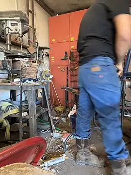 Snapshot of yomanfriend chatting on 12-27-24, 04:32 yomanfriend online show from 12-27-24, 04:32