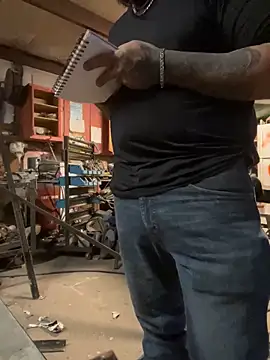 Snapshot of yomanfriend chatting on 01-04-25, 12:05 yomanfriend online show from 01-04-25, 12:05