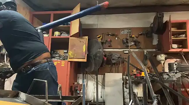 Snapshot of yomanfriend chatting on 01-05-25, 01:24 yomanfriend online show from 01-05-25, 01:24