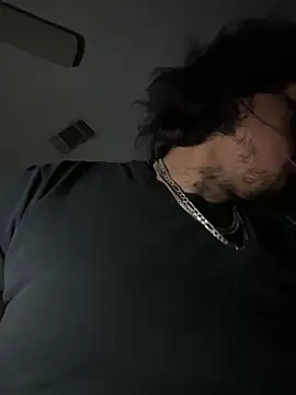 Snapshot of yomanfriend chatting on 03-10-25, 05:33 yomanfriend online show from 03-10-25, 05:33