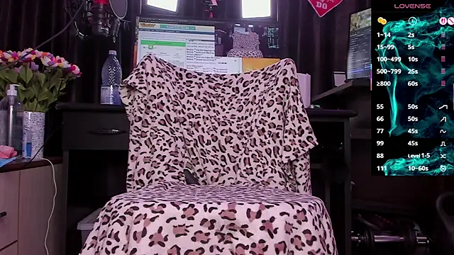 Raissa sky26 online show from 10-31-25, 03:51