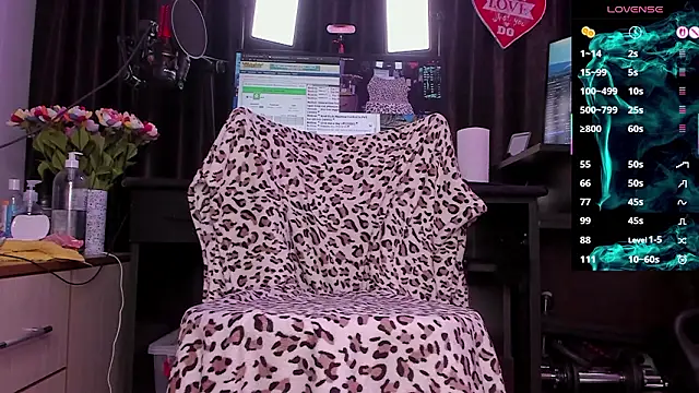 Raissa sky26 online show from 03-01-26, 04:03