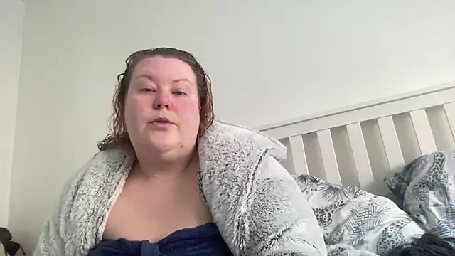 Busty-BBW-Emilie online show from 03-09-25, 04:00