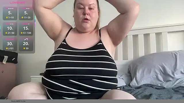 Busty-BBW-Emilie online show from 09-18-25, 03:25