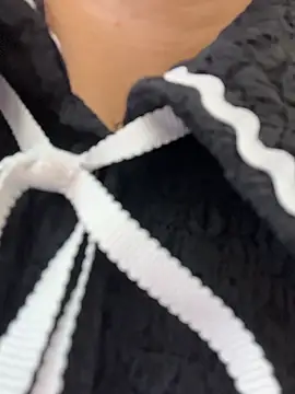 Holly Play online show from 10-12-25, 10:36