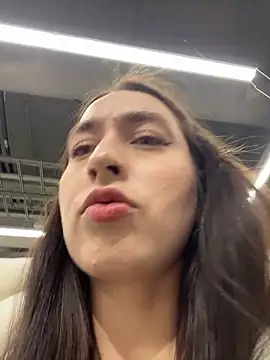 Snapshot of Holly_Play chatting on 02-16-26, 10:11 Holly Play online show from 02-16-26, 10:11