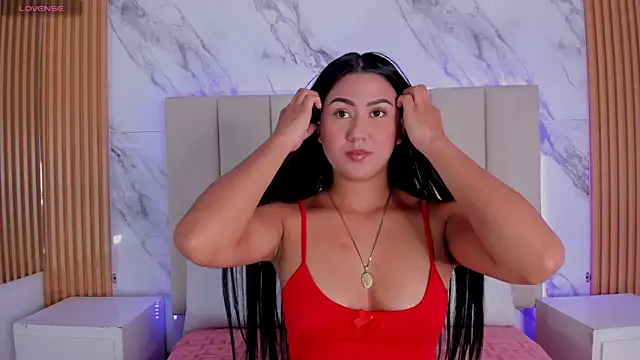 Iris Thompson  online show from 01-12-26, 04:50