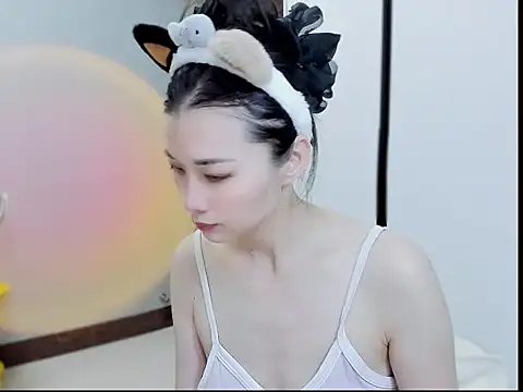 LaLaLiang online show from 10-08-25, 04:26