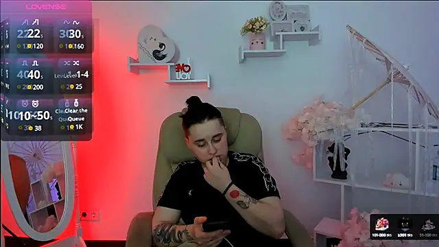 Dolly  Queen  online show from 03-04-25, 12:29