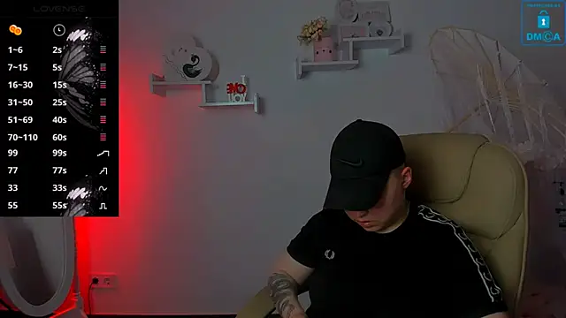 Dolly  Queen  online show from 03-22-25, 11:20