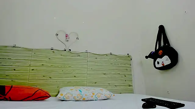 Evil Queen13 online show from 12-04-25, 07:55