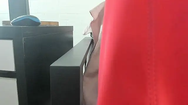 MendiPetite online show from 02-19-26, 09:22