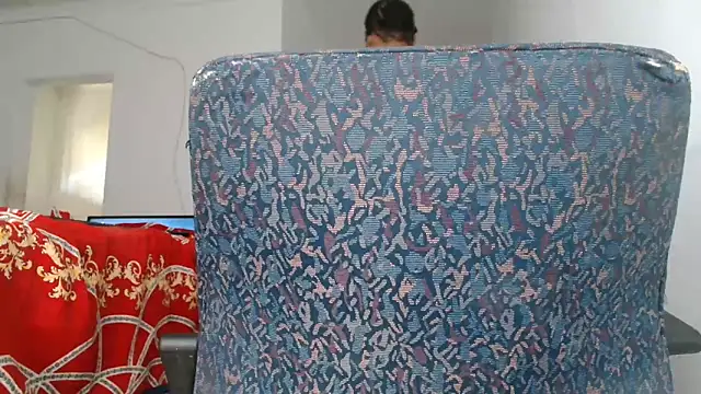 Hugetittiesxx2 online show from 02-26-26, 05:50