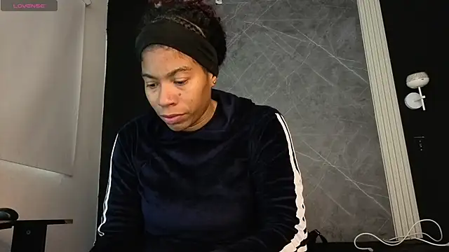 YummyDuooo online show from 11-23-25, 11:54