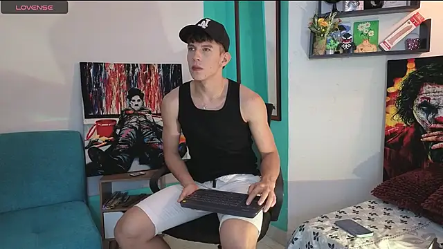 flowers18 online show from 03-16-26, 10:36