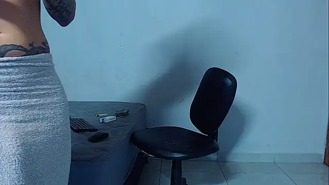 mikecoper 23 online show from 12-23-25, 02:42