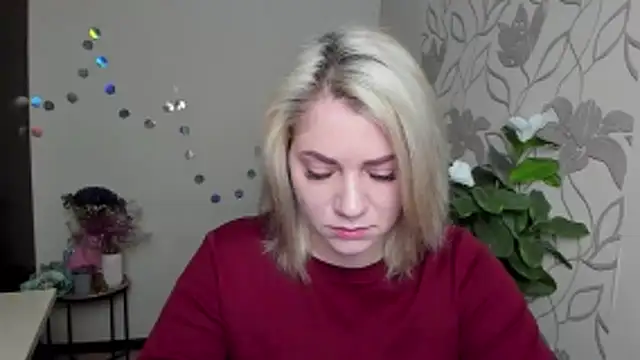 MariaSttone online show from 12-21-25, 12:12