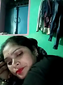 Snapshot of Chandni chatting on 01-21-25, 02:05 Chandni online show from 01-21-25, 02:05