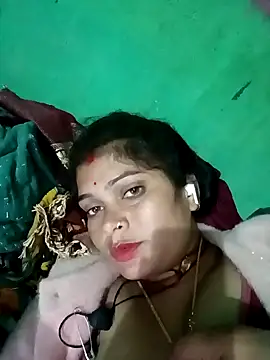 Snapshot of Chandni chatting on 02-02-25, 10:49 Chandni online show from 02-02-25, 10:49