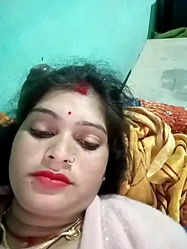 Snapshot of Chandni chatting on 02-05-25, 01:15 Chandni online show from 02-05-25, 01:15