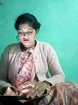 Snapshot of Chandni chatting on 02-05-25, 08:46 Chandni online show from 02-05-25, 08:46