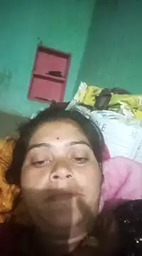 Snapshot of Chandni chatting on 02-10-25, 11:55 Chandni online show from 02-10-25, 11:55