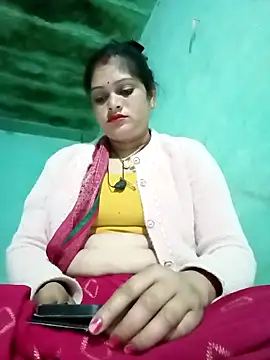 Snapshot of Chandni chatting on 02-12-25, 11:09 Chandni online show from 02-12-25, 11:09