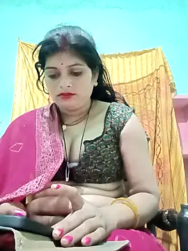 Snapshot of Chandni chatting on 02-18-25, 10:25 Chandni online show from 02-18-25, 10:25