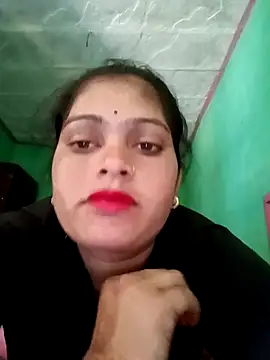 Snapshot of Chandni chatting on 02-21-25, 11:01 Chandni online show from 02-21-25, 11:01