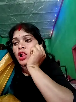 Snapshot of Chandni chatting on 02-24-25, 08:27 Chandni online show from 02-24-25, 08:27