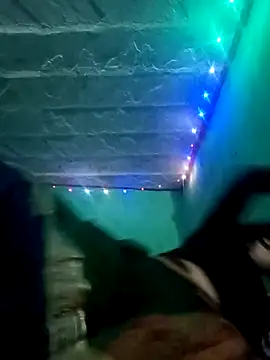 Snapshot of Chandni chatting on 02-24-25, 12:48 Chandni online show from 02-24-25, 12:48