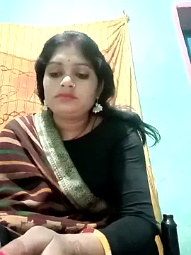 Snapshot of Chandni chatting on 02-24-25, 10:03 Chandni online show from 02-24-25, 10:03