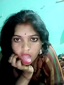 Snapshot of Chandni chatting on 02-25-25, 01:09 Chandni online show from 02-25-25, 01:09