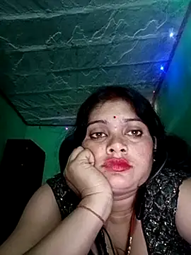 Snapshot of Chandni chatting on 03-02-25, 05:44 Chandni online show from 03-02-25, 05:44