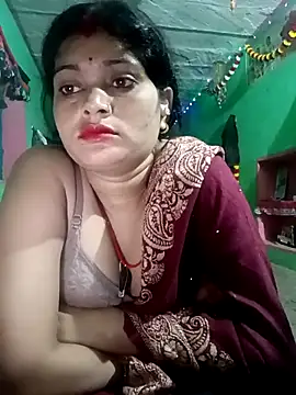 Snapshot of Chandni chatting on 03-03-25, 09:15 Chandni online show from 03-03-25, 09:15