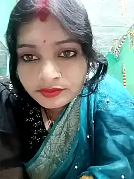 Snapshot of Chandni chatting on 03-04-25, 02:42 Chandni online show from 03-04-25, 02:42