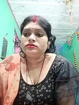 Snapshot of Chandni chatting on 03-04-25, 10:16 Chandni online show from 03-04-25, 10:16