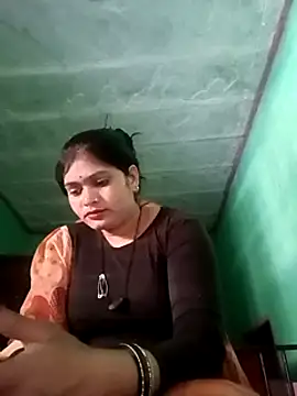 Snapshot of Chandni chatting on 03-07-25, 03:29 Chandni online show from 03-07-25, 03:29