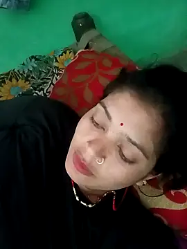 Snapshot of Chandni chatting on 03-07-25, 08:56 Chandni online show from 03-07-25, 08:56