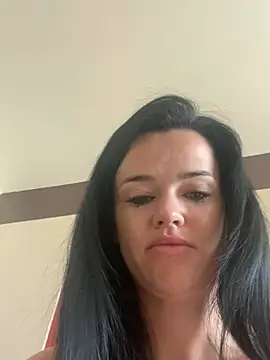 Snapshot of English-Chloe96 chatting on 02-05-25, 03:45 English-Chloe96 online show from 02-05-25, 03:45