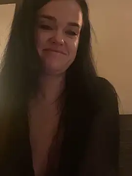 Snapshot of English-Chloe96 chatting on 02-26-25, 02:25 English-Chloe96 online show from 02-26-25, 02:25