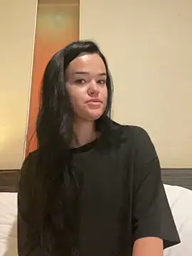 Snapshot of English-Chloe96 chatting on 11-12-25, 04:35 English-Chloe96 online show from 11-12-25, 04:35