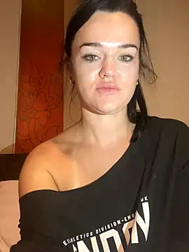 English-Chloe96 online show from 01-07-26, 05:15