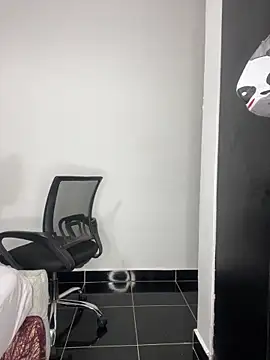 prettiepearl online show from 11-27-25, 11:51