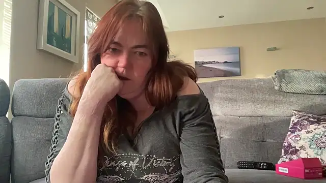 curvy-milf-abbie online show from 02-17-26, 03:40