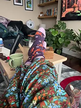 curvy-milf-abbie online show from 03-08-26, 04:22